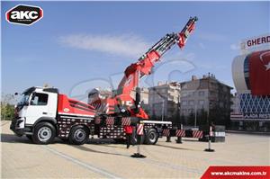 KNUCKLE BOOM CRANE