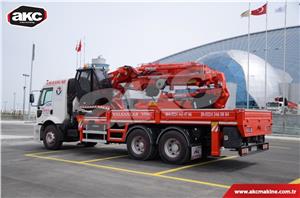 Knuckle Boom Crane