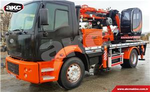 Knuckle Boom Crane